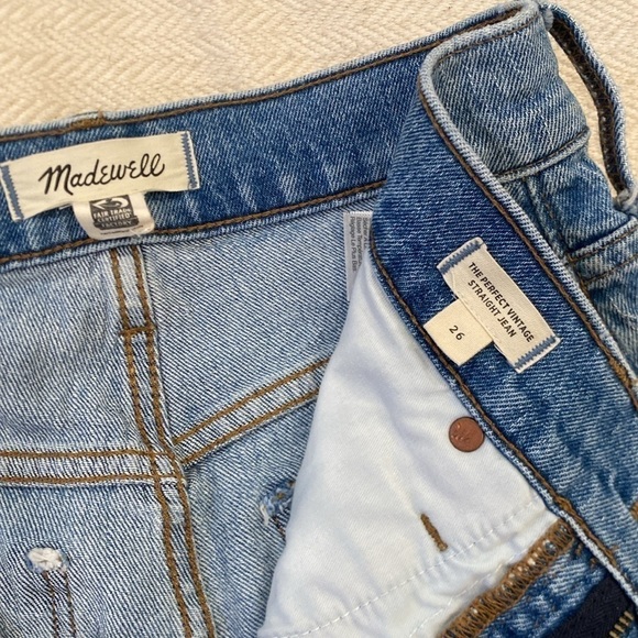Madewell The Perfect Vintage straight zip fly Jean , Size 26 - Picture 7 of 8